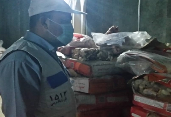 ضبط بیش از 1700 کیلوگرم قطعات مرغ منجمد تاریخ منقضی در شهرستان بینالود